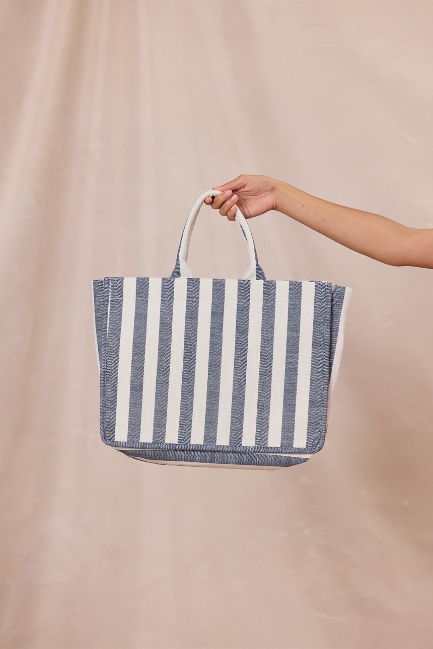 BREEZE TOTE BAG